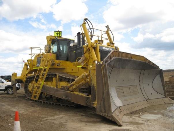  Машинист бульдозера Komatsu-D475A(добыча золота) Вакансия Якутск